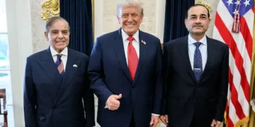 Trump Pauses Iran Action After Pakistan’s Request; Oil Falls, Gold Surges, Markets Recover