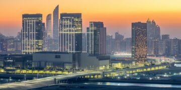 UAE Solidifies Status as Global Wealth Magnet: UHNWI Population Set to Surge by 36%