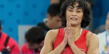WFI declares Vinesh Phogat ‘ineligible’; sends her show cause
