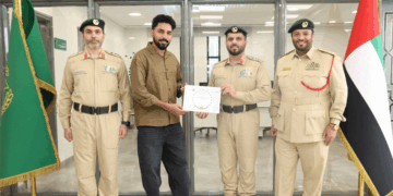 Indian expat finds Dh100,000 in parking lot, returns money to Dubai Police