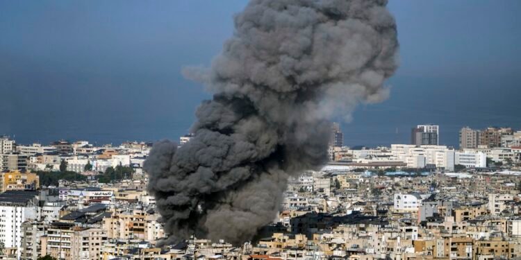 31 Killed, 40 Injured in Israeli Airstrikes Across Lebanon