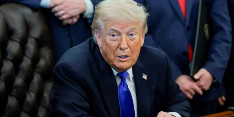 Trump Warns Patience with Iran is Running Out; Weighs Lifting Sanctions on Chinese Oil Firms