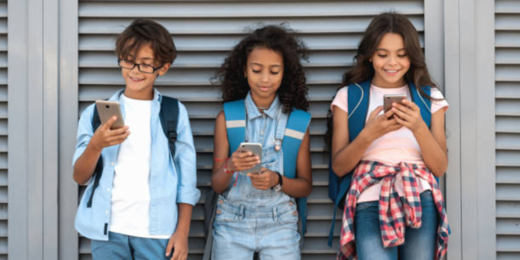 UAE Bans Social Media for Children Under 15 in Landmark Digital Safety Move