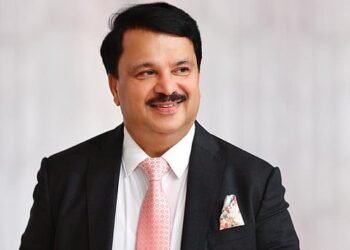 Prominent Gulf Healthcare Entrepreneur Urges Kerala CM to Launch NRI Investment Corp and Universal Health Insurance