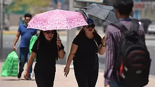UAE Weather: Temperatures Set to Hit 46°C as Dust Storms and High Humidity Persist