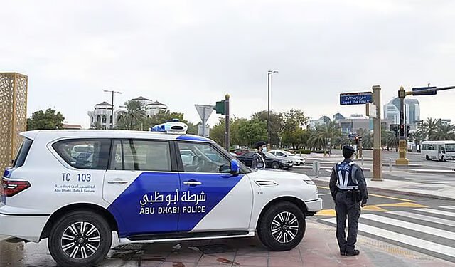 Abu Dhabi Police Issue Strict Warning Against Passenger Overloading in Vehicles