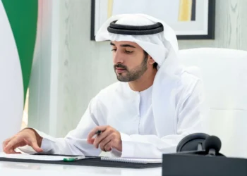 Sheikh Hamdan bin Mohammed approving the supervisory committee for the Sheikha Hind bint Maktoum Family Program.