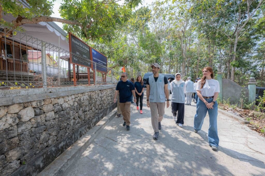 Sharjah Deputy Ruler Sheikh Sultan bin Ahmed concludes an official visit inspecting housing, agricultural, and research humanitarian initiatives across Indonesia