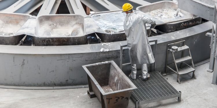 EGA has finalized the acquisition of an 80% stake in Italian recycler Eco Green, raising its worldwide low-carbon aluminium recycling capacity past 400,000 tonnes.