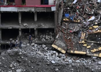 Over 900 dead and 4,200 missing after catastrophic floods hit Nepal. UN mobilizes food, medical aid, and search teams across hardest-hit Rasuwa and Nuwakot.