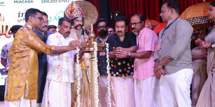 Arun Parthan won first prize in the UAE's Maveli contest held during the 'Eenam' Onam celebrations by Nmmade Thrissur at Habitat School, Ajman.