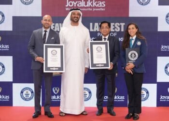 Joyalukkas has achieved two Guinness World Records for the world's heaviest and largest gold earrings. The 16.514 kg 22K gold jhumkas are on display in Dubai.