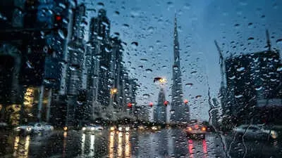 UAE forecasters warn of heavy rain waves in early November, while the NCM monitors a strong El Niño event running through early 2027.